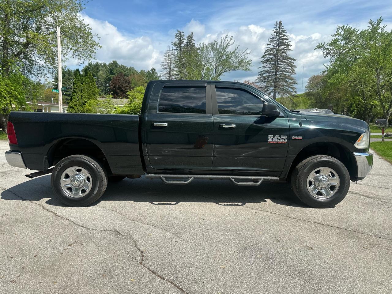 RAM 2500 SLT Crew Cab SWB 4WD 2016