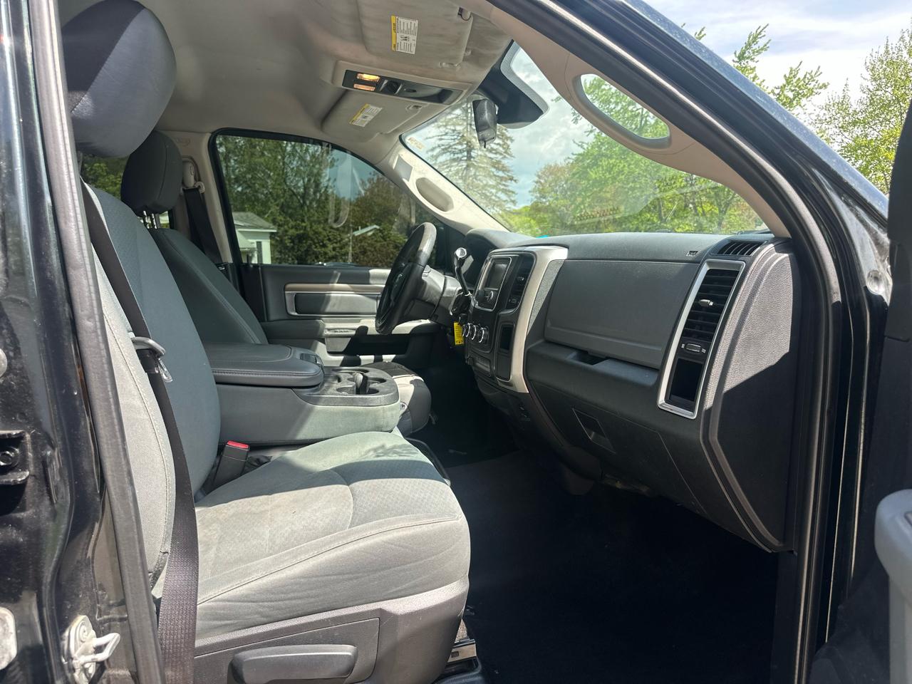 RAM 2500 SLT Crew Cab SWB 4WD 2016