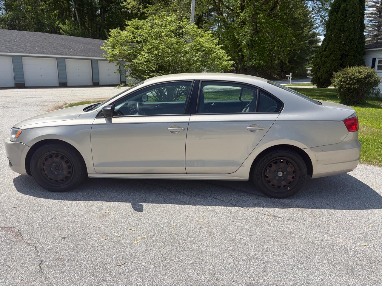 Volkswagen Jetta S 2012