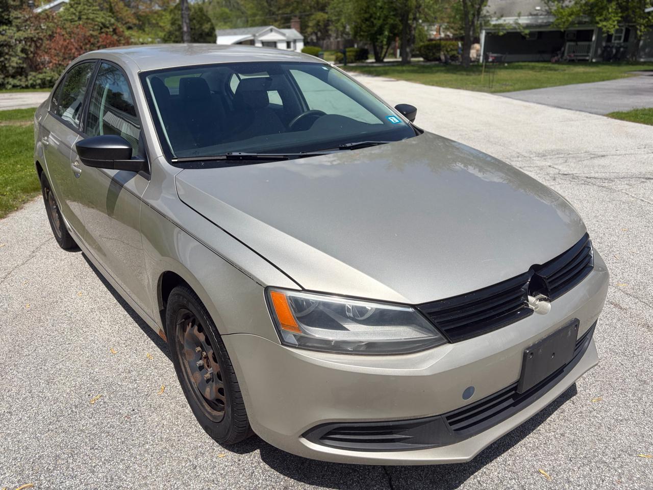 Volkswagen Jetta S 2012