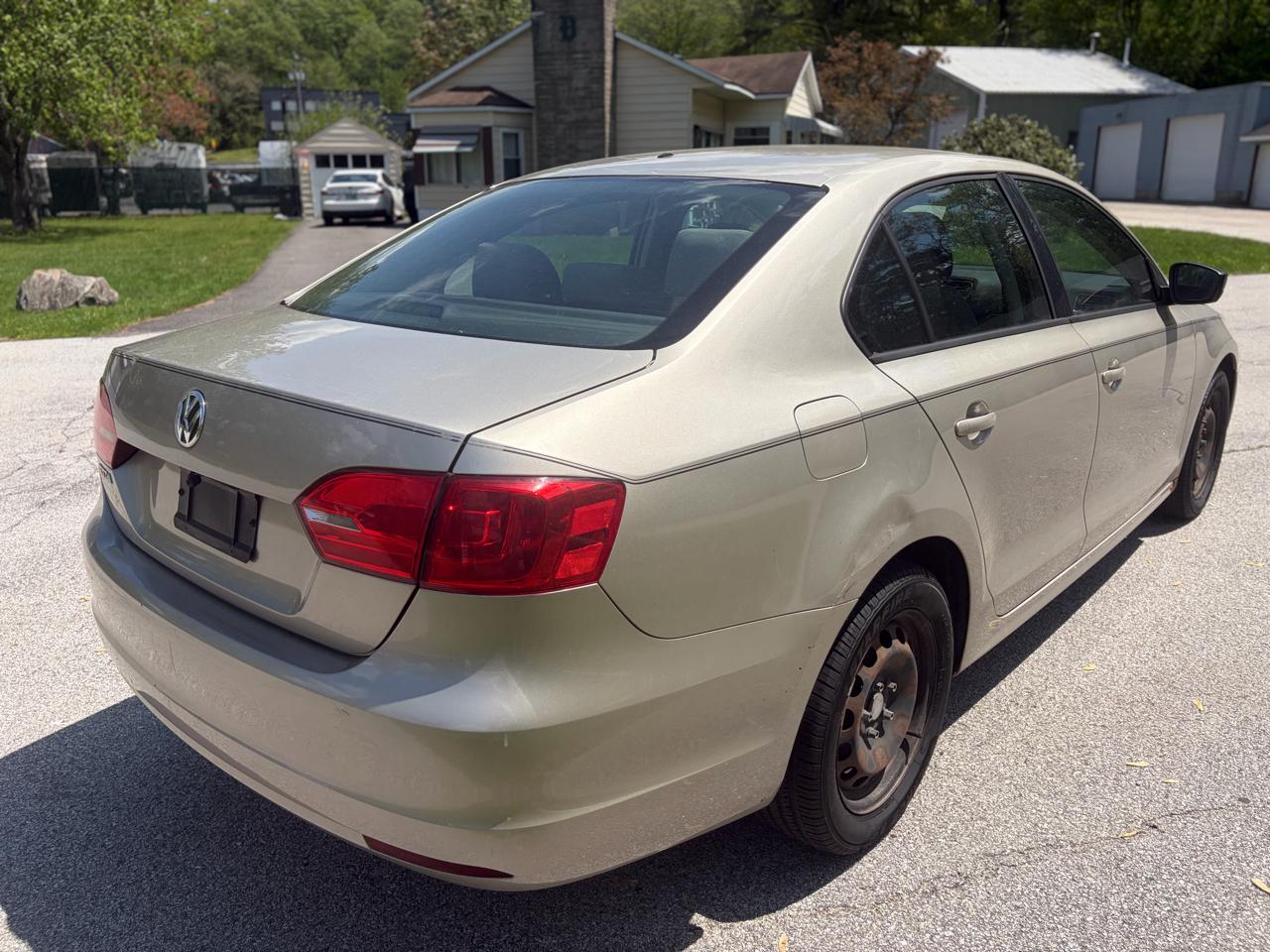 Volkswagen Jetta S 2012