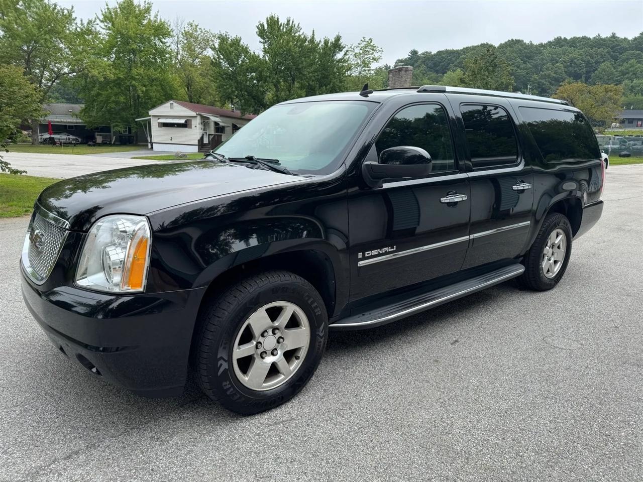  2009 GMC Yukon XL Denali 4WD   