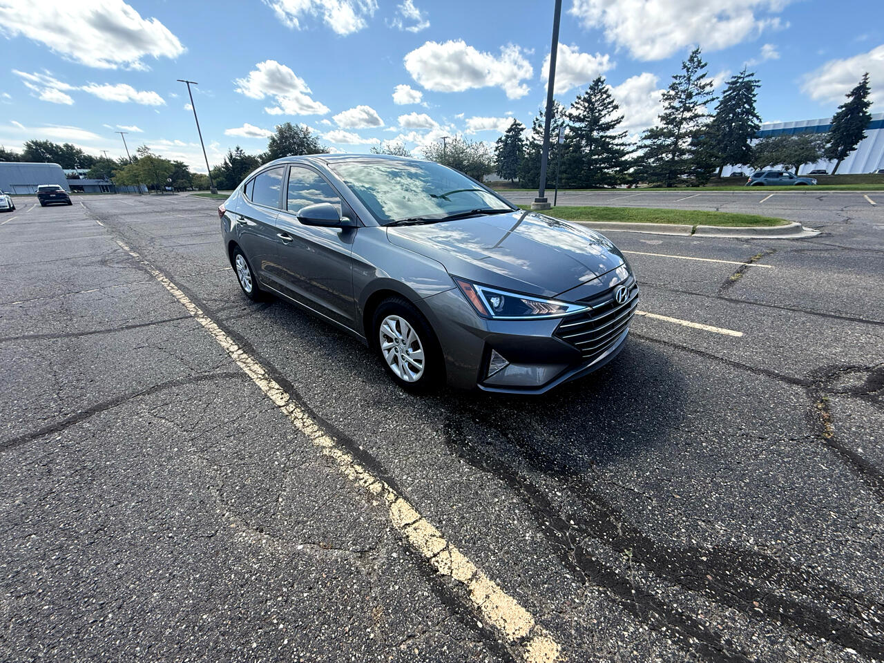 Hyundai Elantra  2020