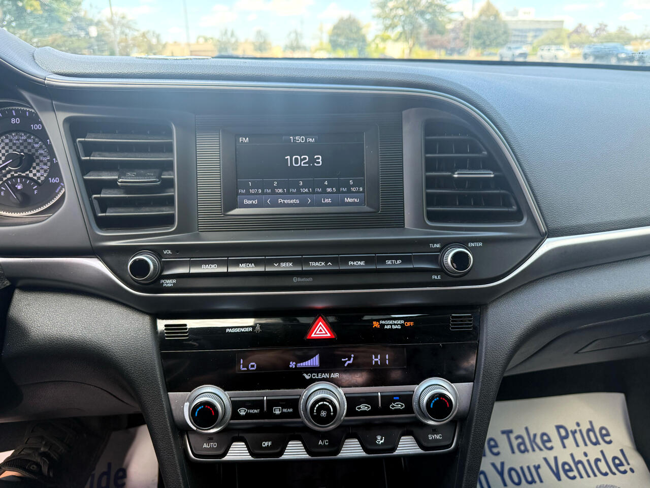 Hyundai Elantra  2020