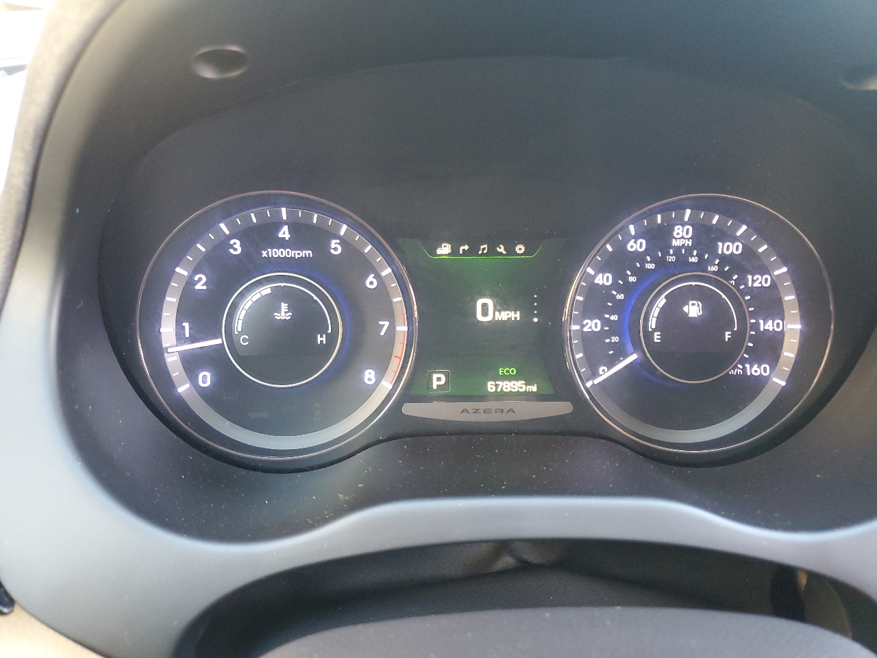 Hyundai Azera 4dr Sdn SE 2016