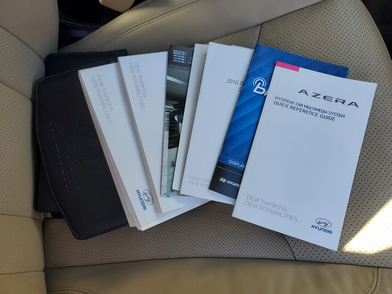 Hyundai Azera 4dr Sdn SE 2016