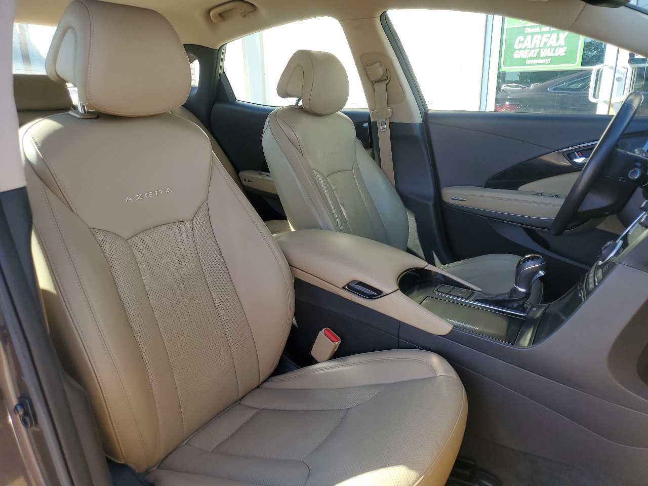 Hyundai Azera 4dr Sdn SE 2016