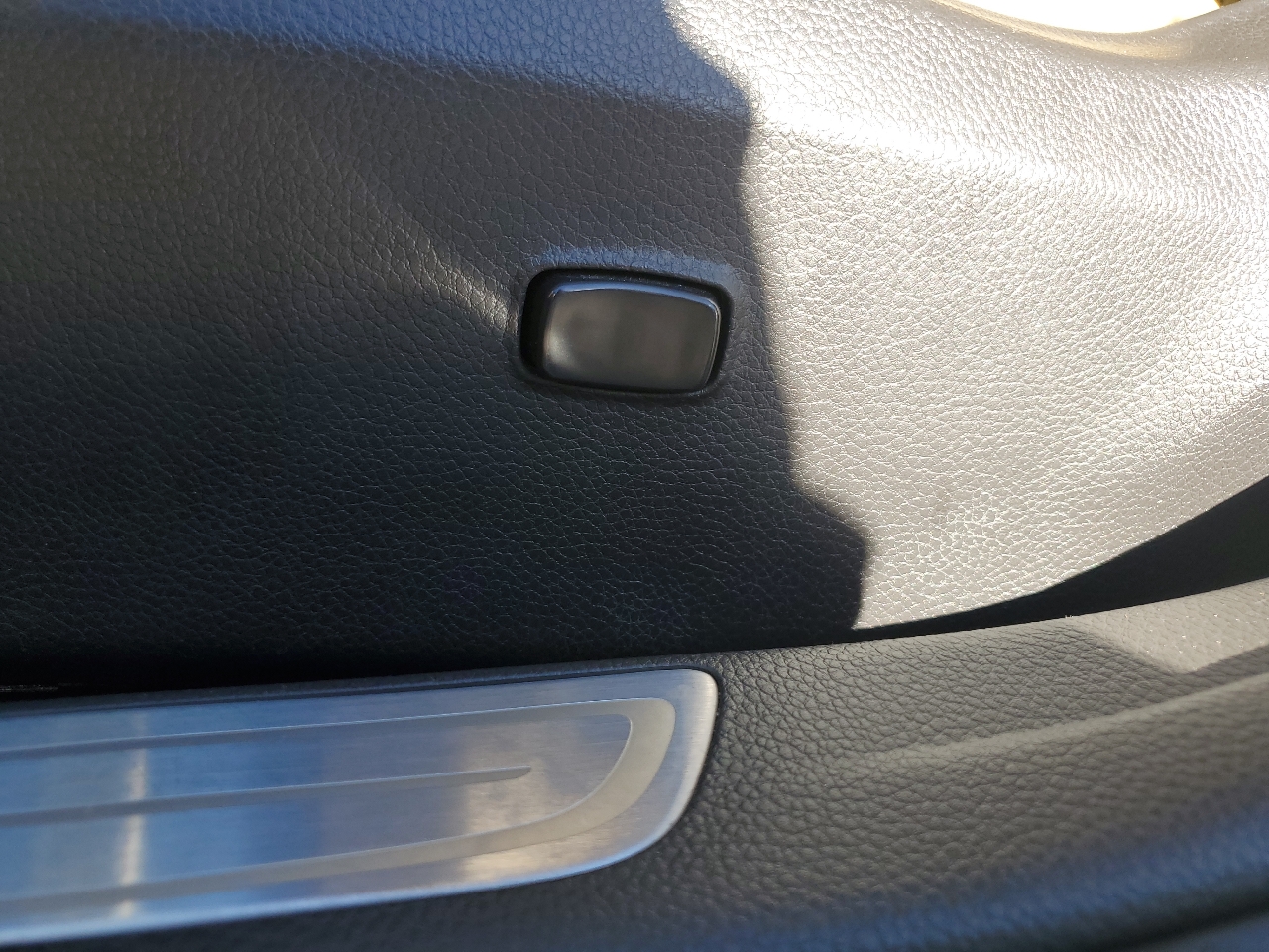 Hyundai Azera 4dr Sdn SE 2016