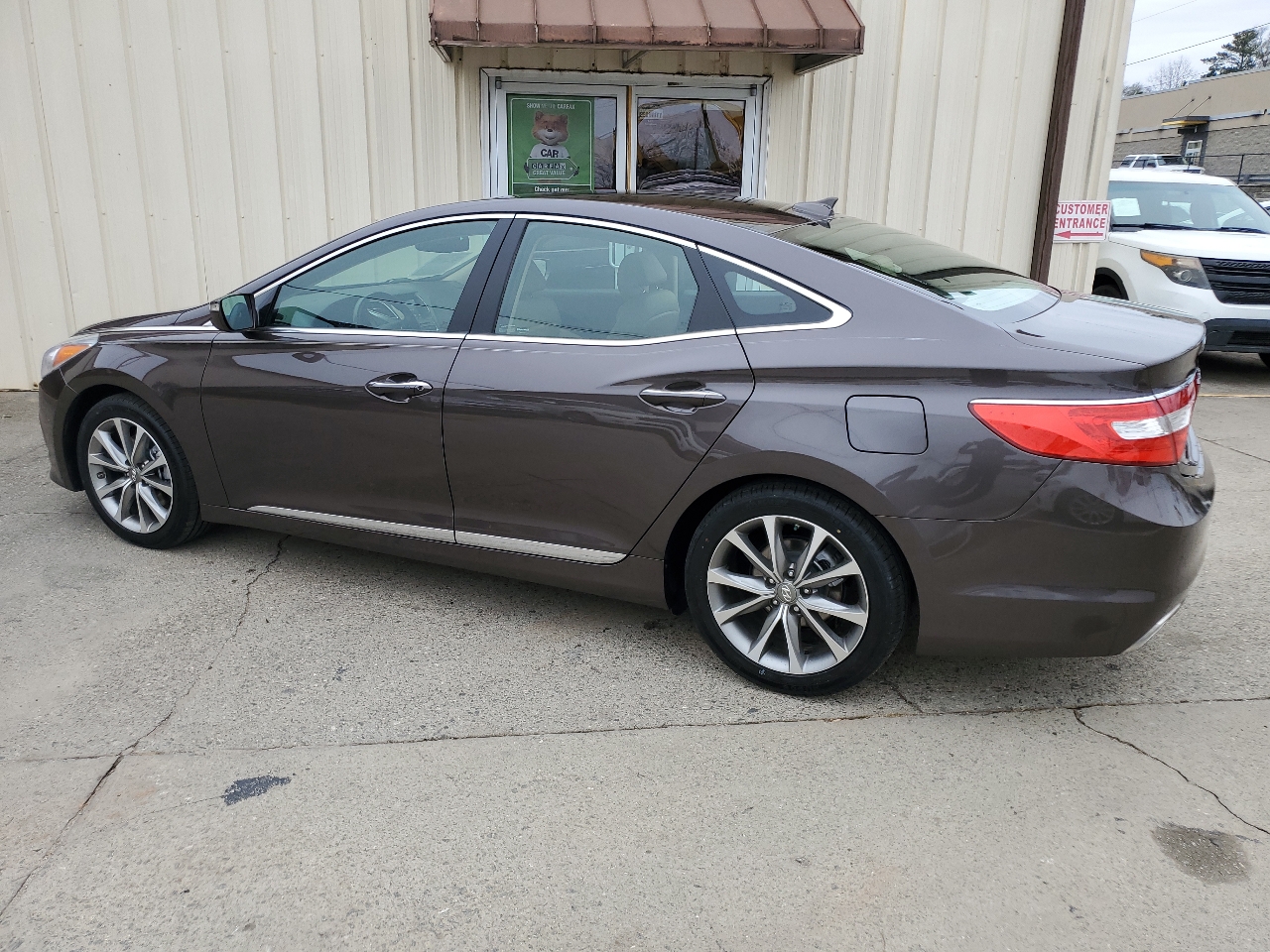 Hyundai Azera 4dr Sdn SE 2016