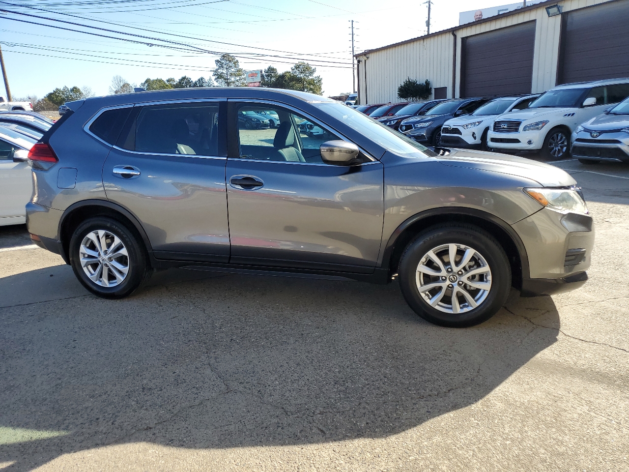 Nissan Rogue SV 2WD 2017