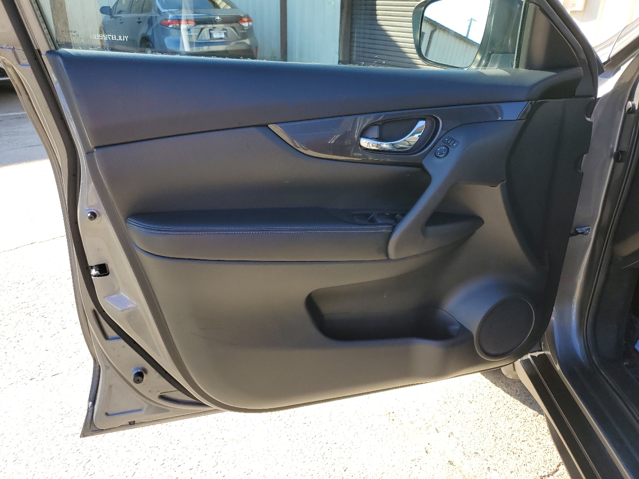 Nissan Rogue SV 2WD 2017