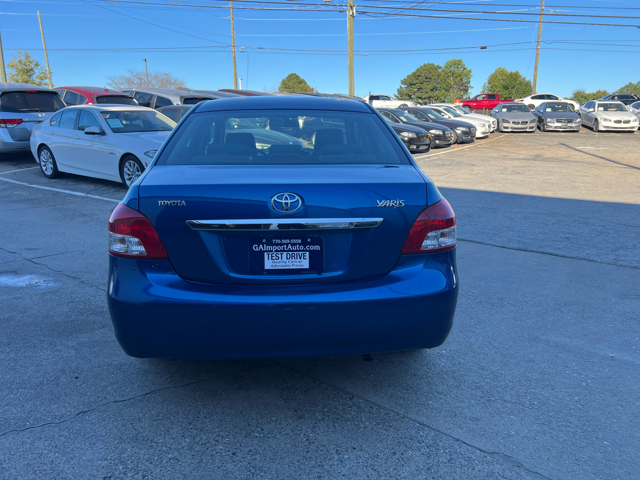 Toyota Yaris Sedan 4-Speed AT 2010 Toyota Yaris Sedan 4-Speed AT 2010