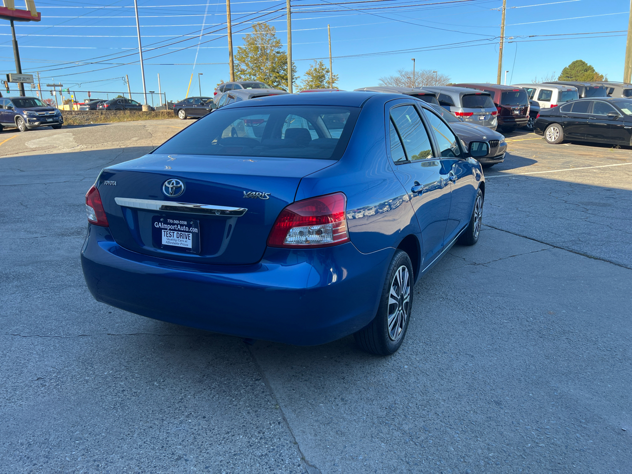 Toyota Yaris Sedan 4-Speed AT 2010 Toyota Yaris Sedan 4-Speed AT 2010
