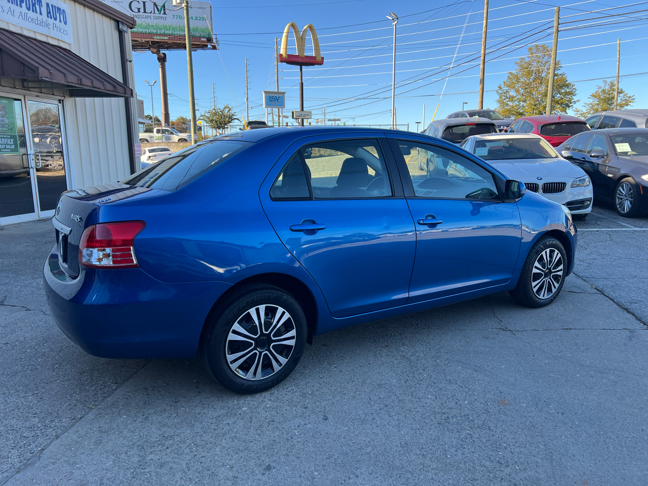 Toyota Yaris Sedan 4-Speed AT 2010 Toyota Yaris Sedan 4-Speed AT 2010