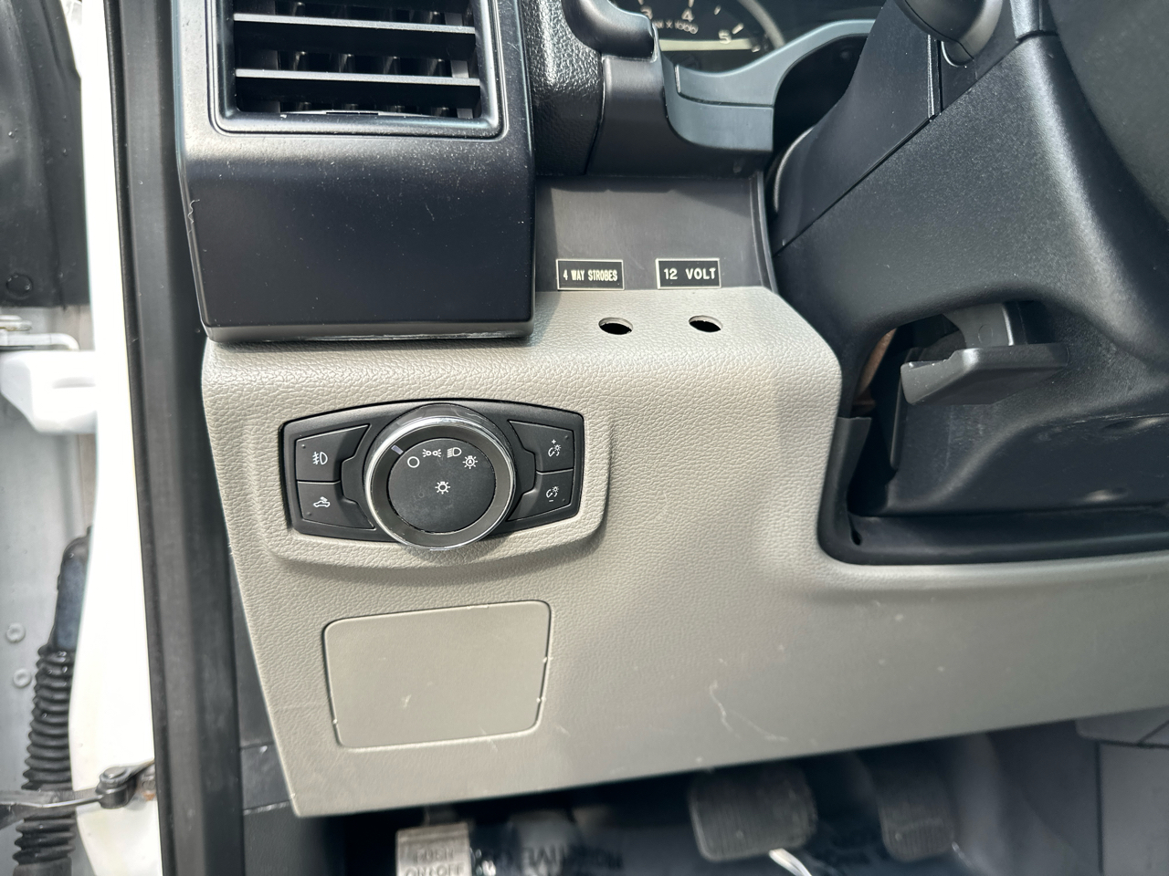 Ford F-150 XL SuperCab 4WD 2016 Ford F-150 XL SuperCab 4WD 2016