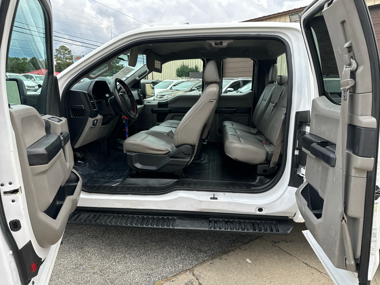 Ford F-150 XL SuperCab 4WD 2016 Ford F-150 XL SuperCab 4WD 2016