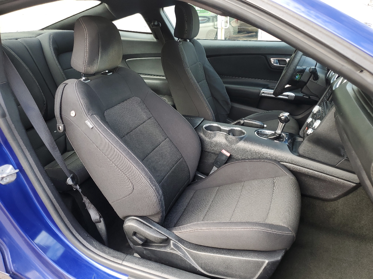 Ford Mustang V6 Coupe 2016