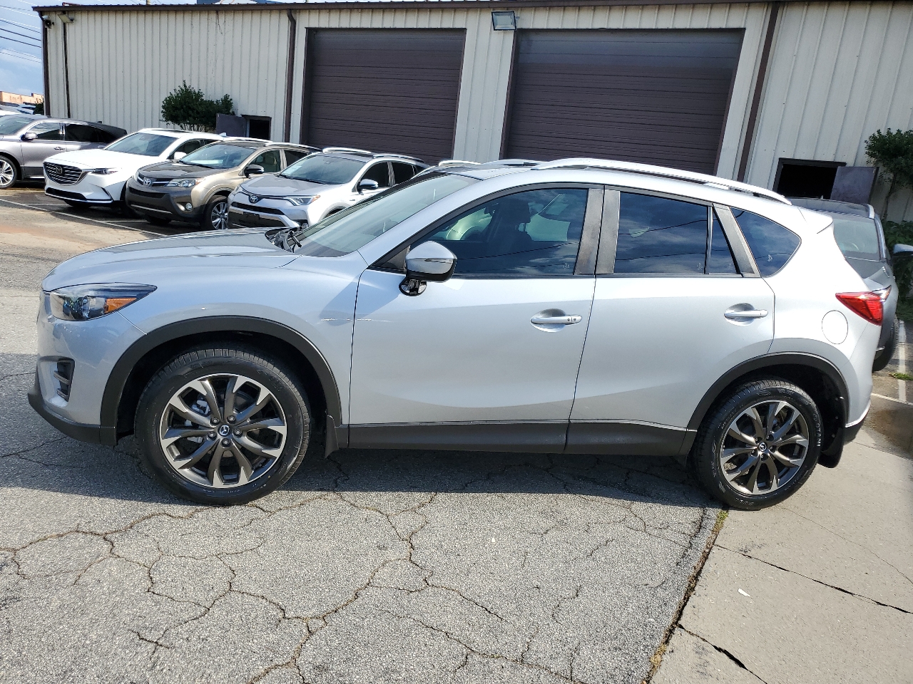 2016 Mazda CX-5 Grand Touring photo 3