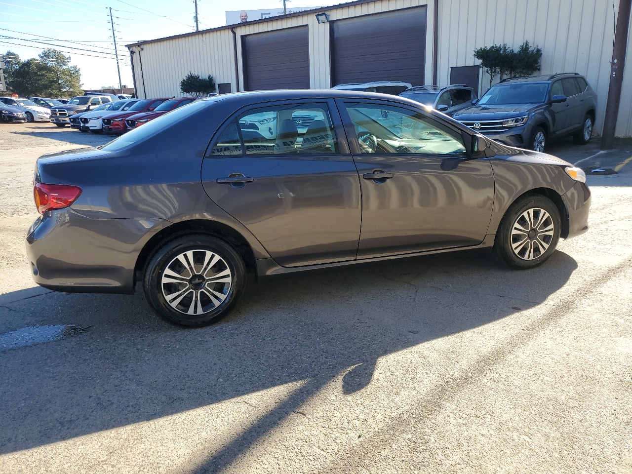 Toyota Corolla LE Plus 4D Sedan 2010