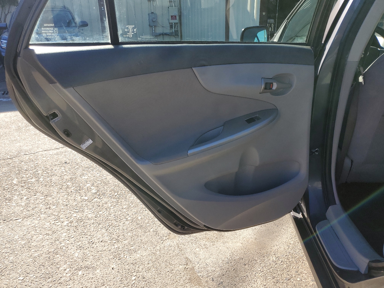 Toyota Corolla LE Plus 4D Sedan 2010