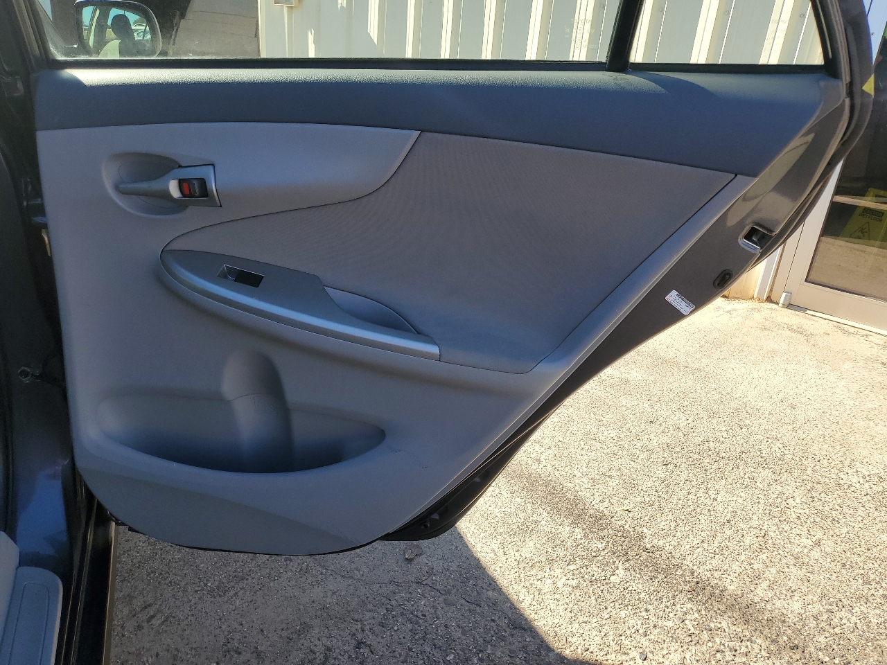 Toyota Corolla LE Plus 4D Sedan 2010