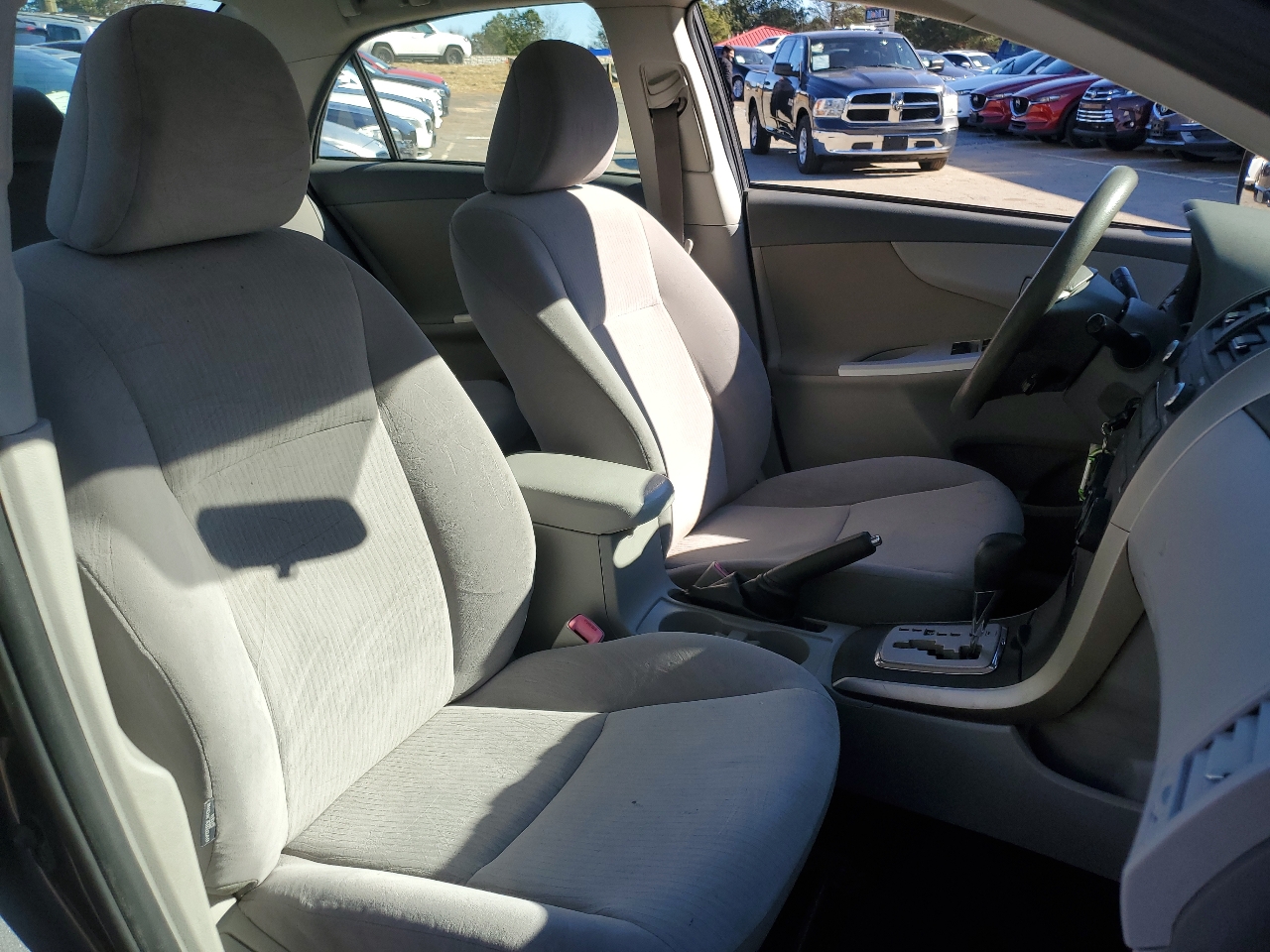 Toyota Corolla LE Plus 4D Sedan 2010