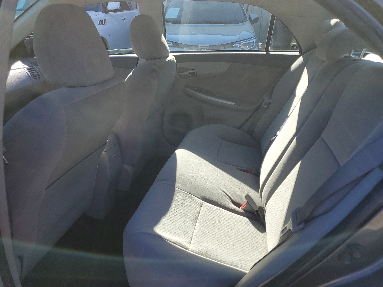 Toyota Corolla LE Plus 4D Sedan 2010