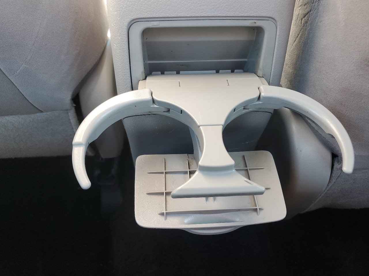 Toyota Corolla LE Plus 4D Sedan 2010