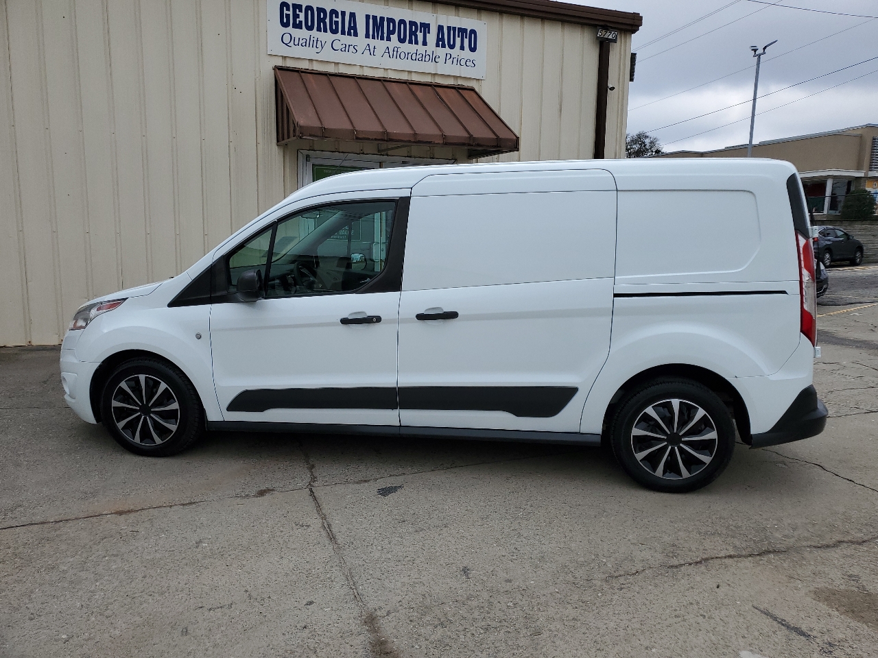 Ford Transit Connect Cargo Van XLT LWB w/Rear 180 Degree Door 2017