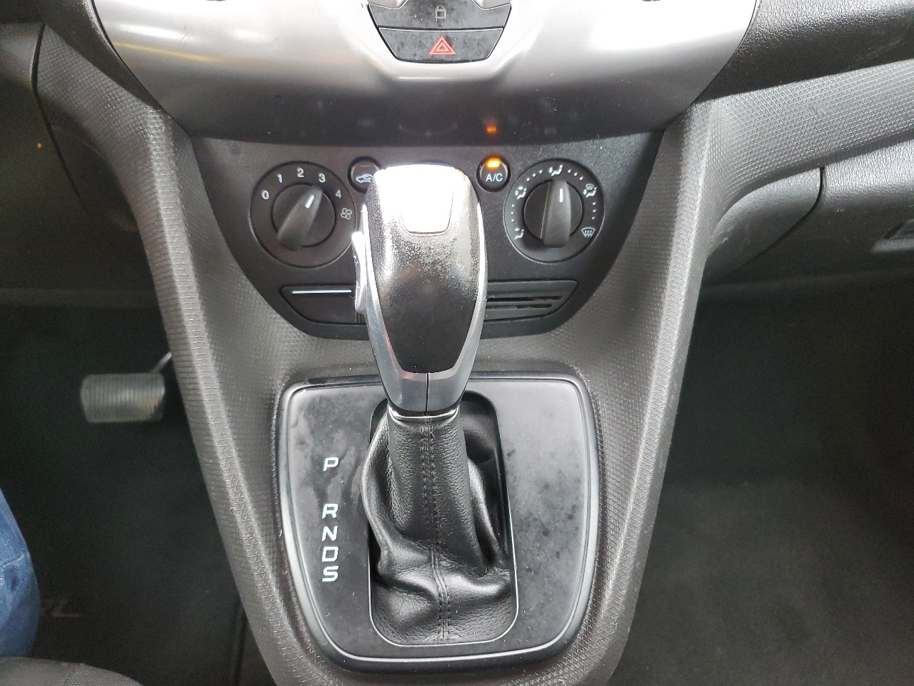 Ford Transit Connect Cargo Van XLT LWB w/Rear 180 Degree Door 2017