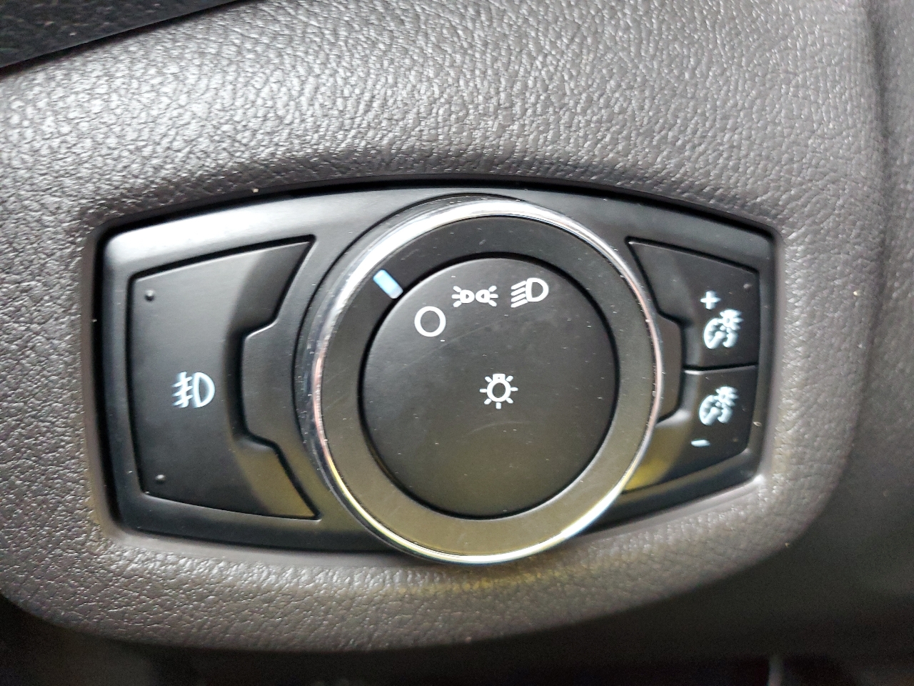 Ford Transit Connect Cargo Van XLT LWB w/Rear 180 Degree Door 2017