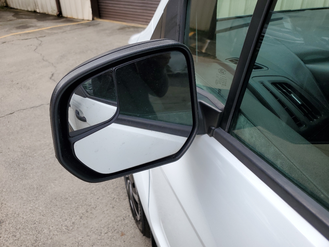 Ford Transit Connect Cargo Van XLT LWB w/Rear 180 Degree Door 2017