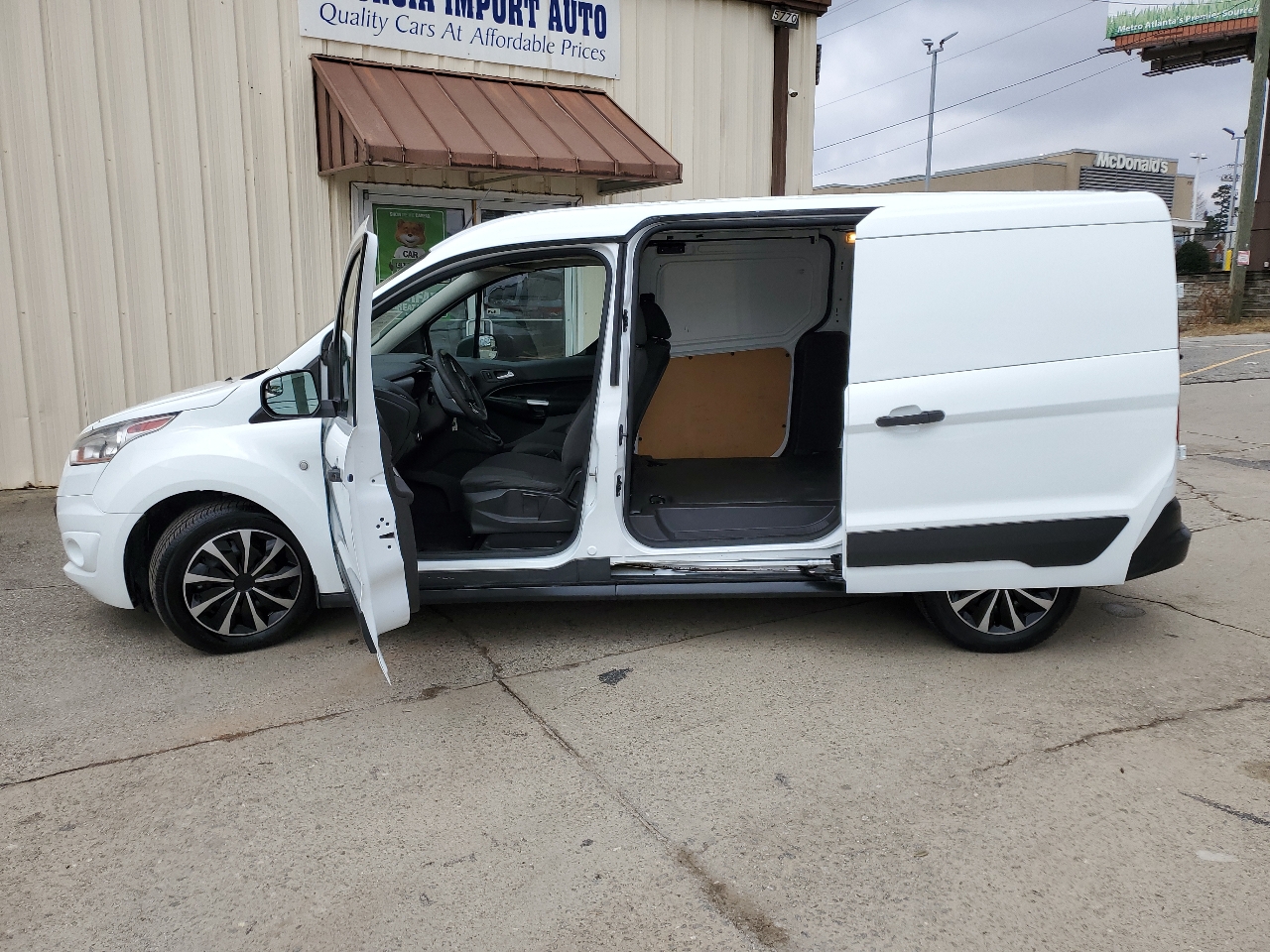 Ford Transit Connect Cargo Van XLT LWB w/Rear 180 Degree Door 2017