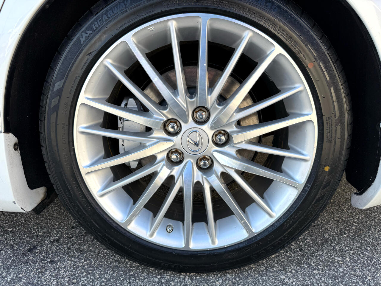 2011 Lexus LS 460 Luxury photo 46