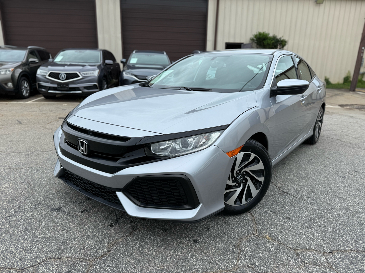 2018 Honda Civic Hatchback LX's photo