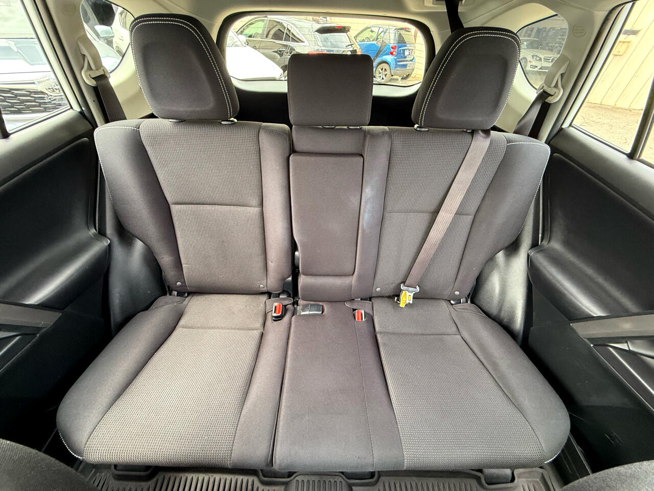 2017 Toyota RAV4 XLE photo 26