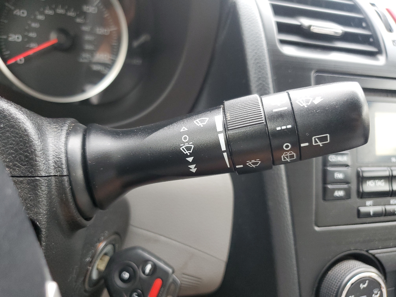 2015 Subaru Forester 2.5i Premium photo 24