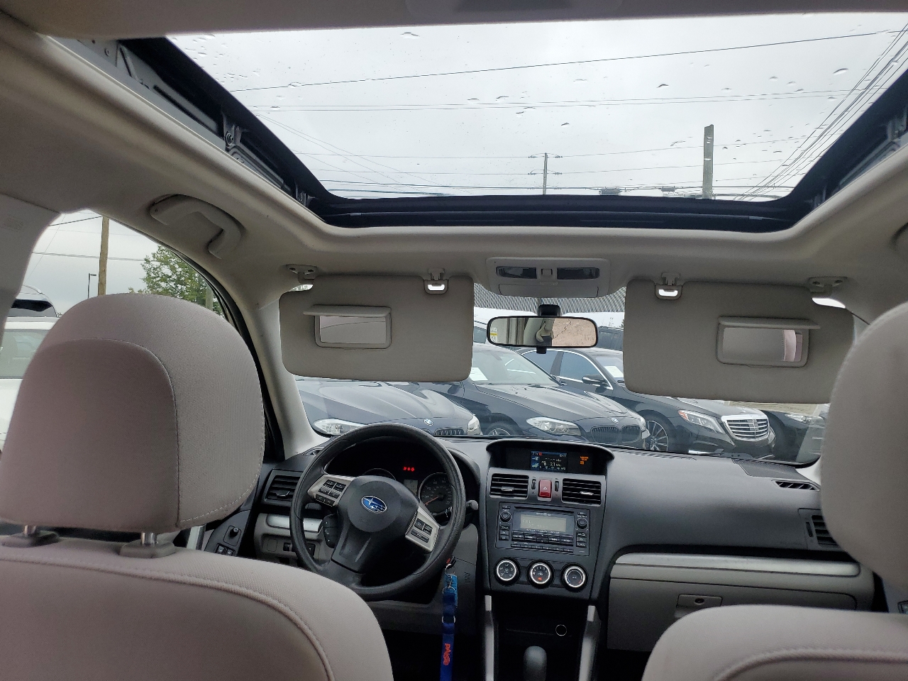2015 Subaru Forester 2.5i Premium photo 2