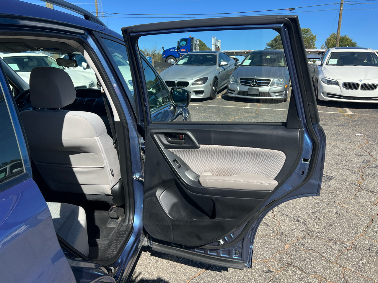 Subaru Forester 2.5i Premium PZEV CVT 2017 Subaru Forester 2.5i Premium PZEV CVT 2017