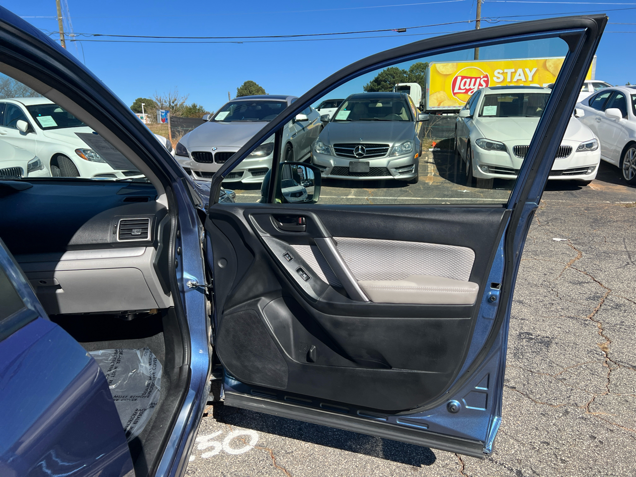 Subaru Forester 2.5i Premium PZEV CVT 2017 Subaru Forester 2.5i Premium PZEV CVT 2017