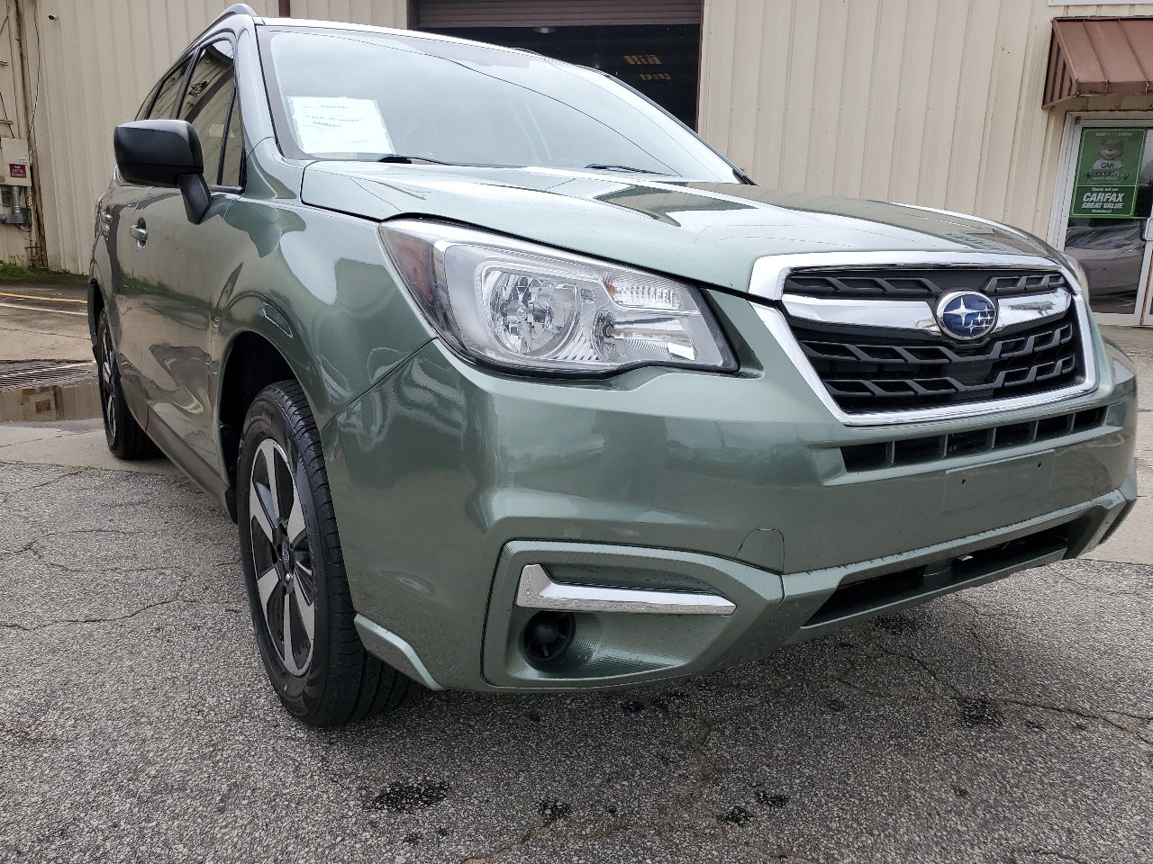 2017 Subaru Forester 2.5i Premium photo 11