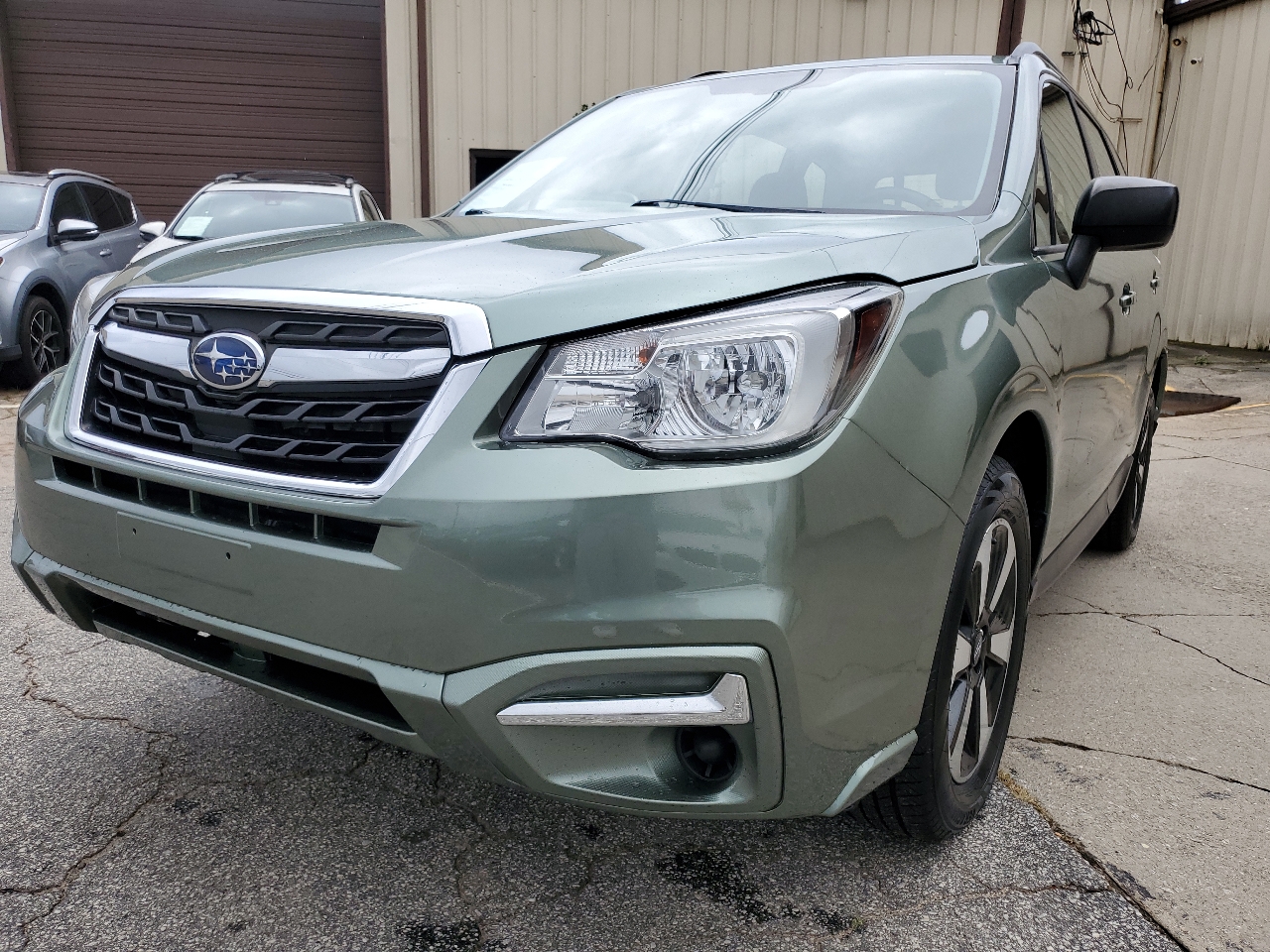 2017 Subaru Forester 2.5i Premium photo 13