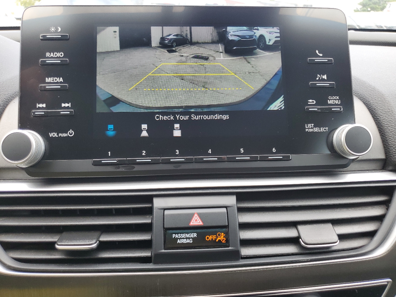 2019 Honda Accord LX photo 3