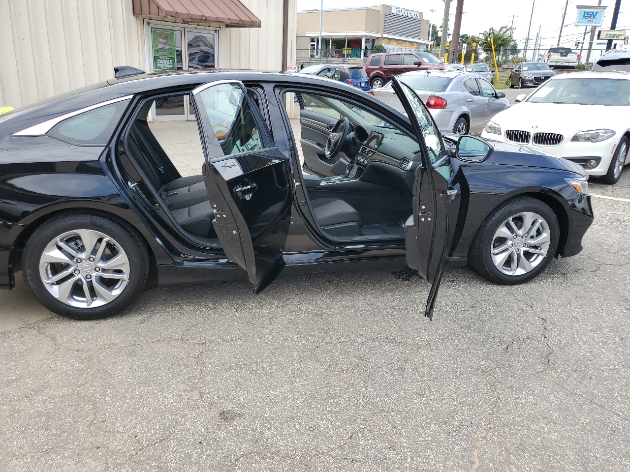 2019 Honda Accord LX photo 33