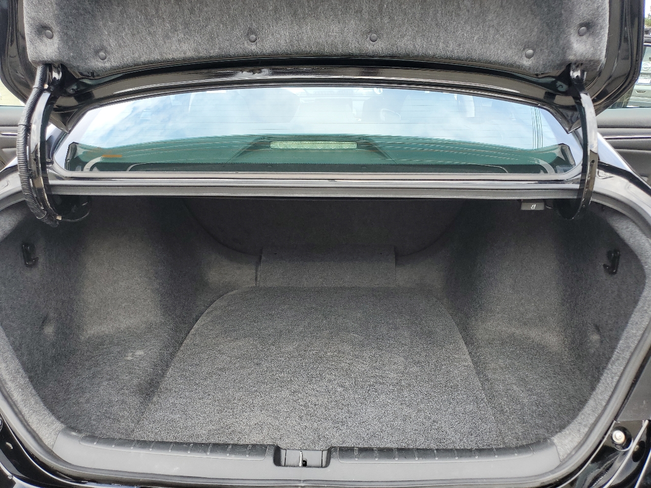 2019 Honda Accord LX photo 36