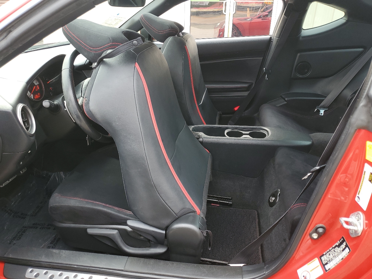 Scion FR-S 2dr Cpe Auto (Natl) 2015