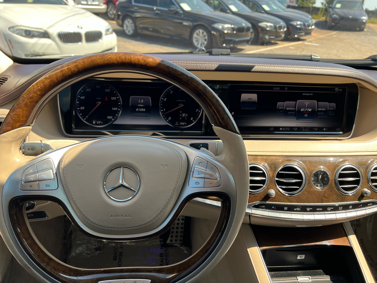 Mercedes-Benz S550  2015 Mercedes-Benz S550  2015