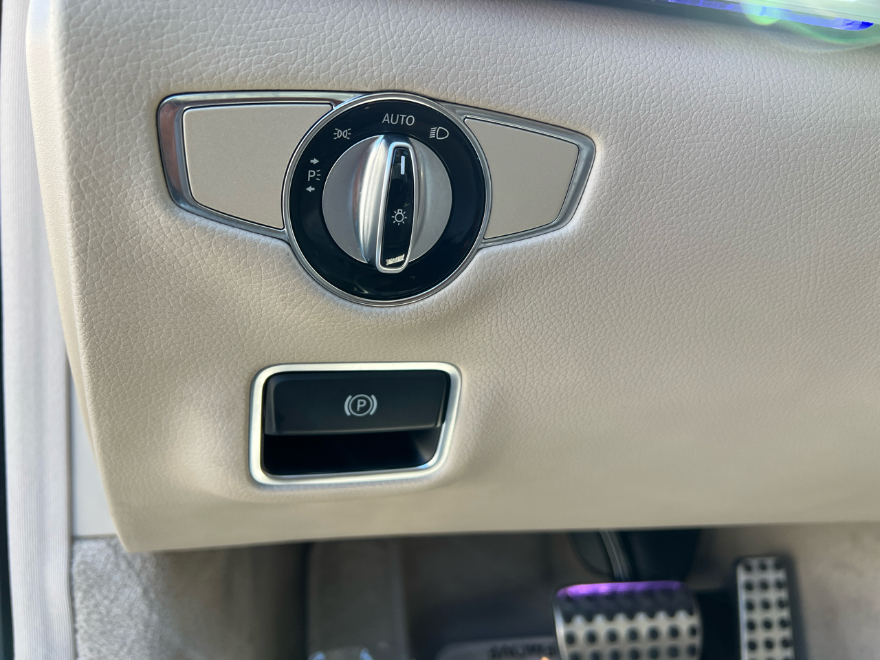 Mercedes-Benz S550  2015 Mercedes-Benz S550  2015