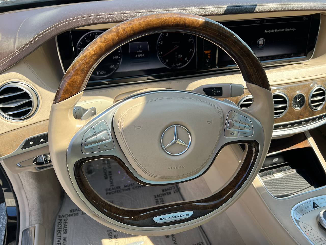 Mercedes-Benz S550  2015 Mercedes-Benz S550  2015