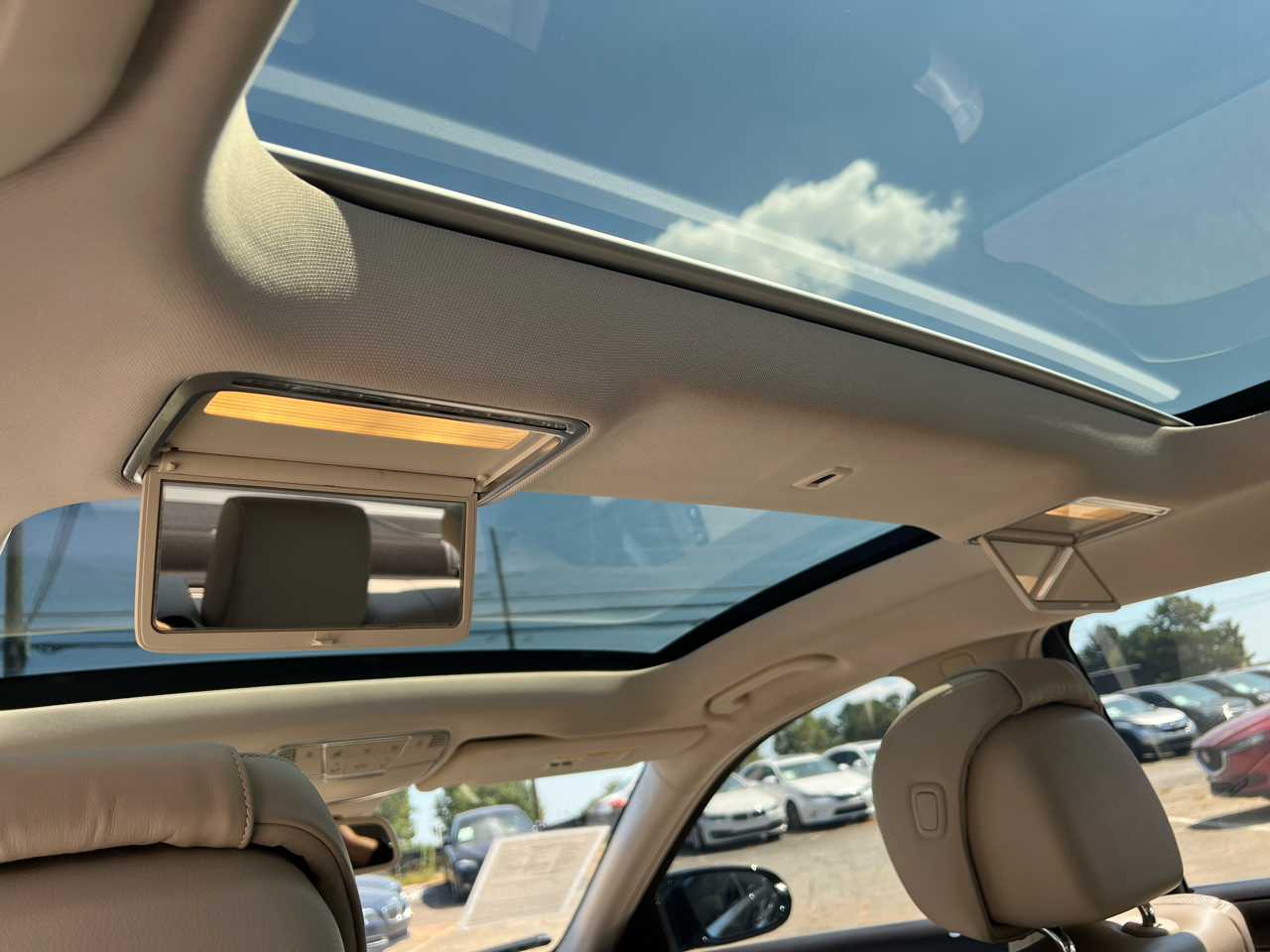 Mercedes-Benz S550  2015 Mercedes-Benz S550  2015